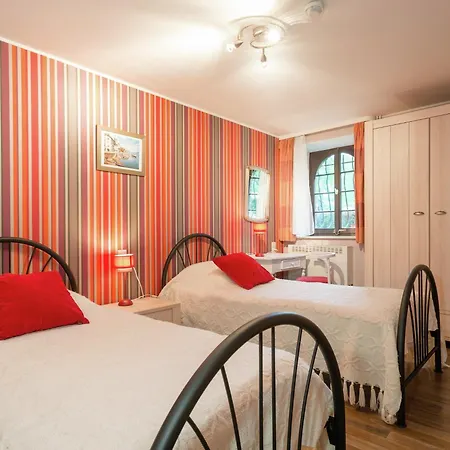 In Thirimont Near Forest, Cleaning Included Holiday home Waimes