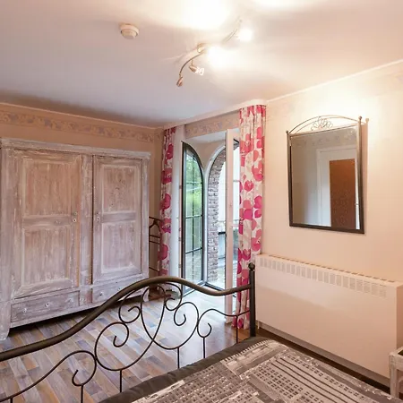 Charming Cottage, Thirimont, Cleaning Included *